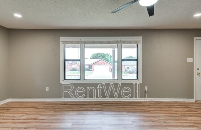 Building Photo - 4906 60th St