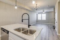 Building Photo - 27405 E Oak View Dr