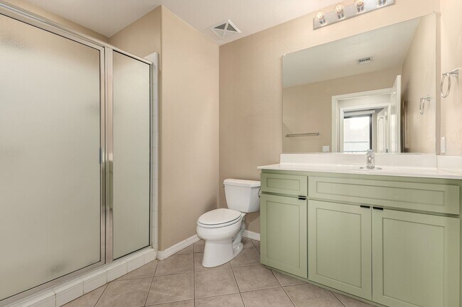 Building Photo - 2302 N Central Ave