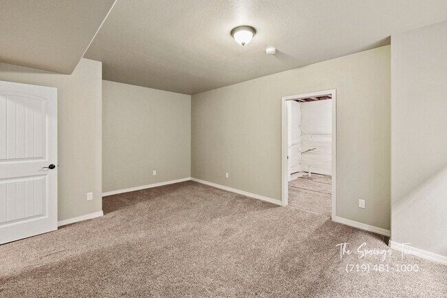 Building Photo - BEAUTIFUL 4BD + BONUS ROOM/3BA/3 CAR GARAG...