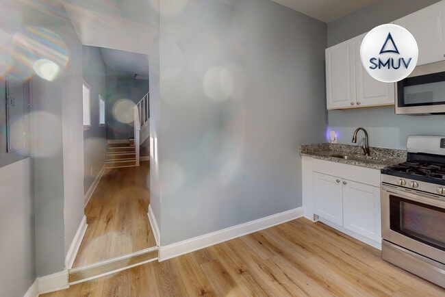 Building Photo - 501 N Belnord Ave