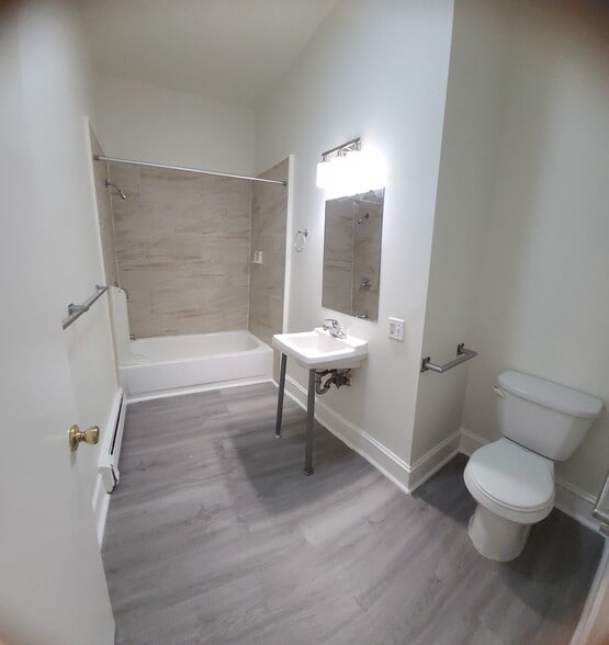 Building Photo - 6263 Limekiln Pike