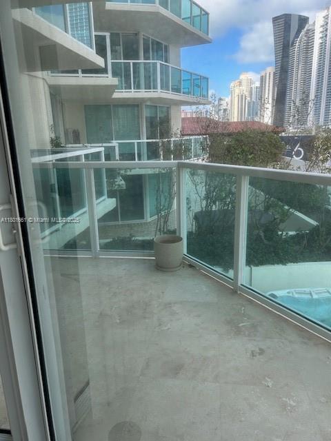 Building Photo - 150 Sunny Isles Blvd