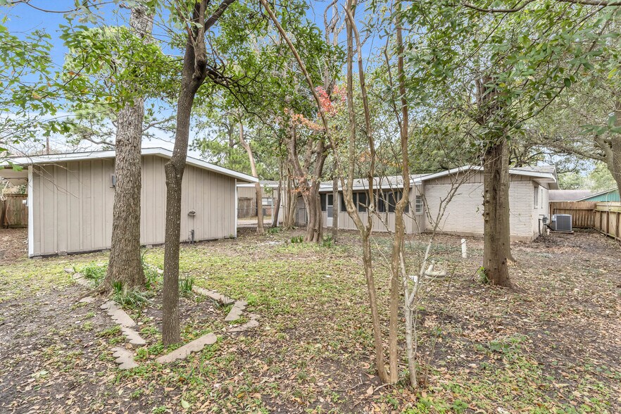 Building Photo - 10314 Antrim Ln