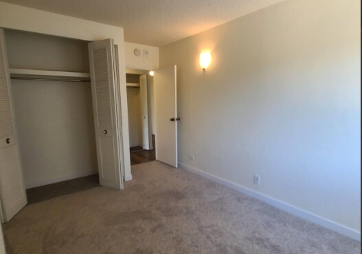 Building Photo - 200 N 3rd St