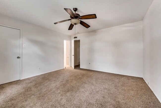 Building Photo - 3441 Flagstone Dr