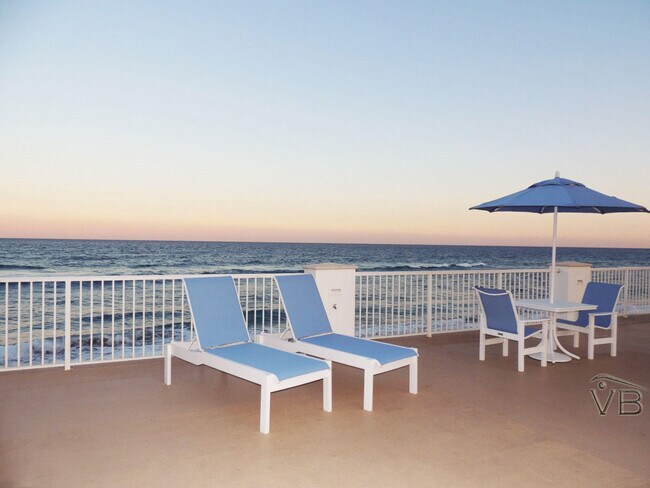 Building Photo - 3546 S Ocean Blvd