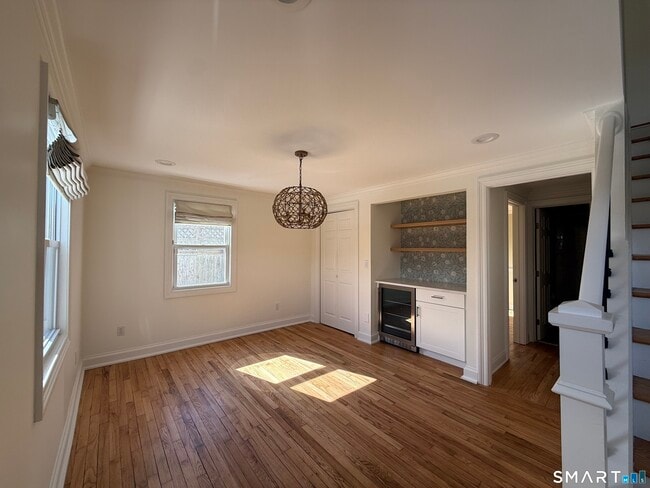 Building Photo - 46 Prudence Dr