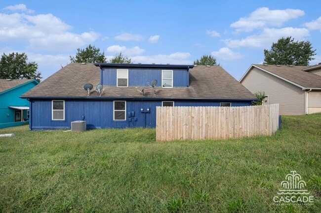 Building Photo - 639 N Queen Ridge Ct