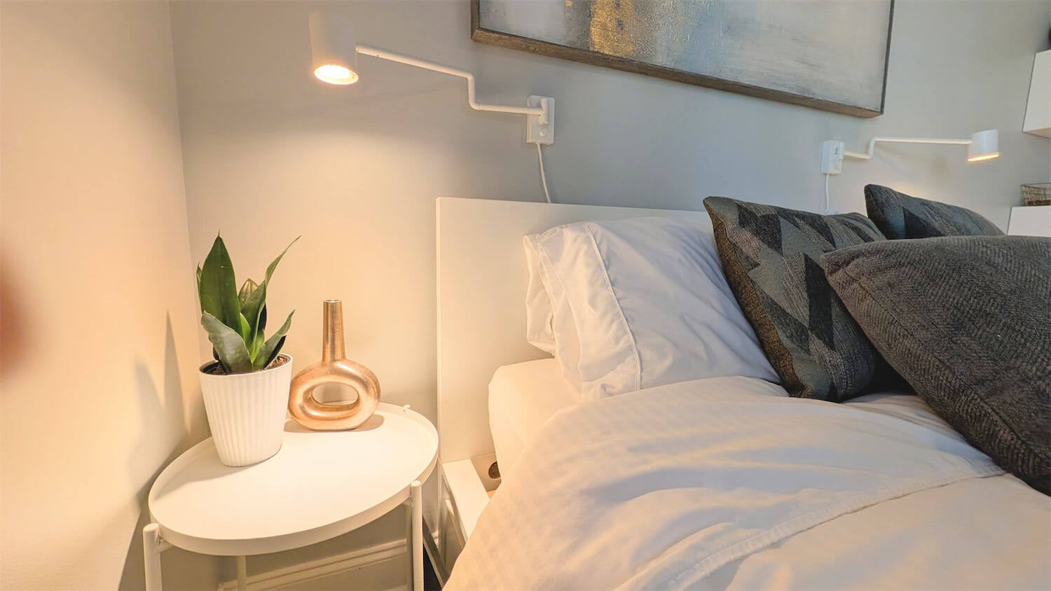 Building Photo - 831 Parkway Dr