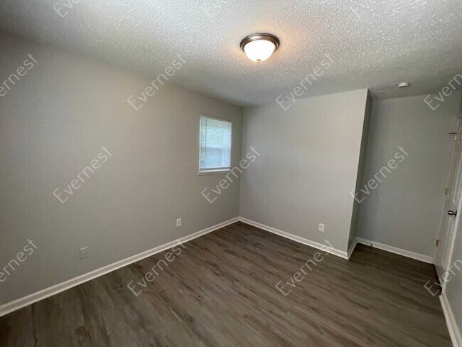 Building Photo - 5201 Mike Dr