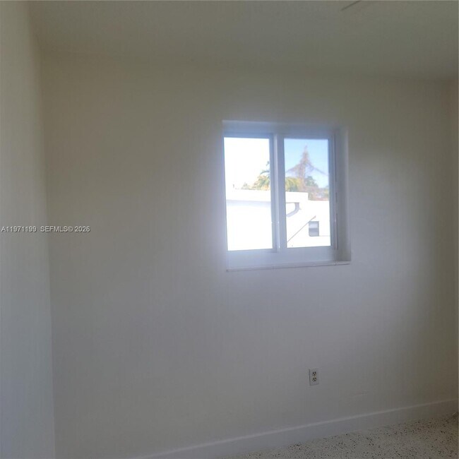 Building Photo - 551 NW 60th Ct