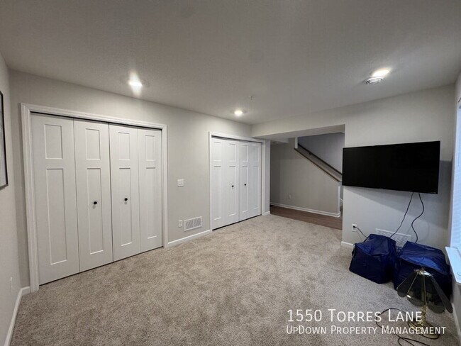 Building Photo - 1550 Torres Ln