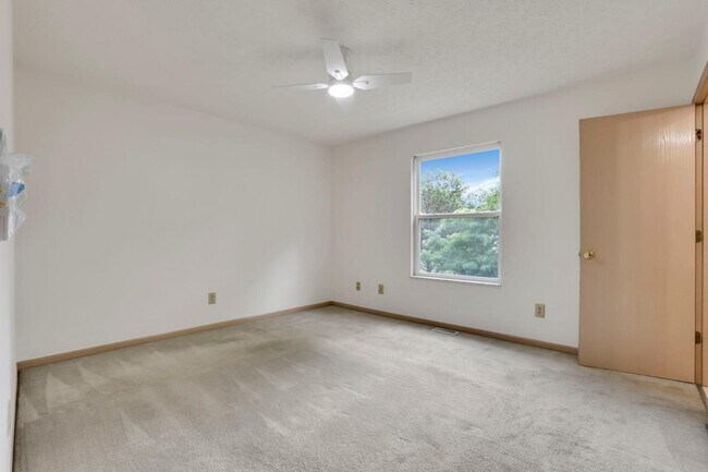 Building Photo - 4516 Harston Ave