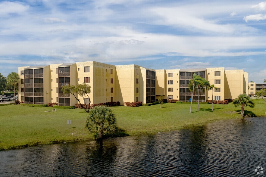 Somerset Grove at Somerset 4 & 5 - Somerset Grove