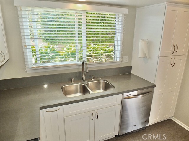 Building Photo - 617 Sandpiper Dr
