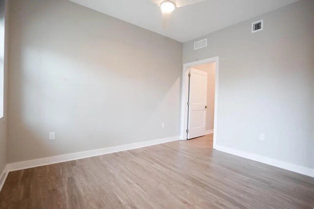 Building Photo - 400 SW 7th St