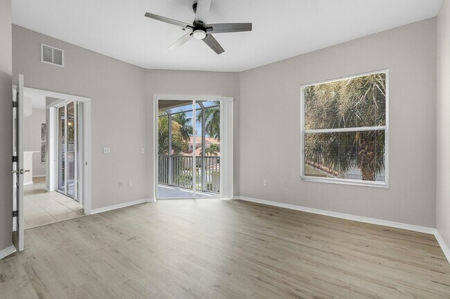 Building Photo - 9225 Belleza Way
