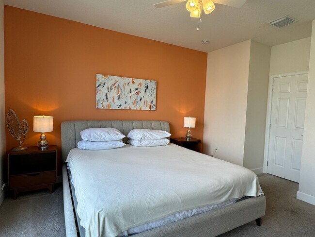Building Photo - 1641 Retreat Cir