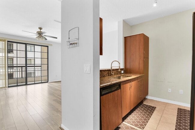 Building Photo - 233 S Federal Hwy