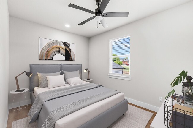 Building Photo - 2315 Progress Dr