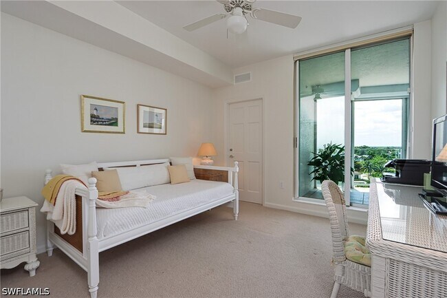 Building Photo - 60 Seagate Dr