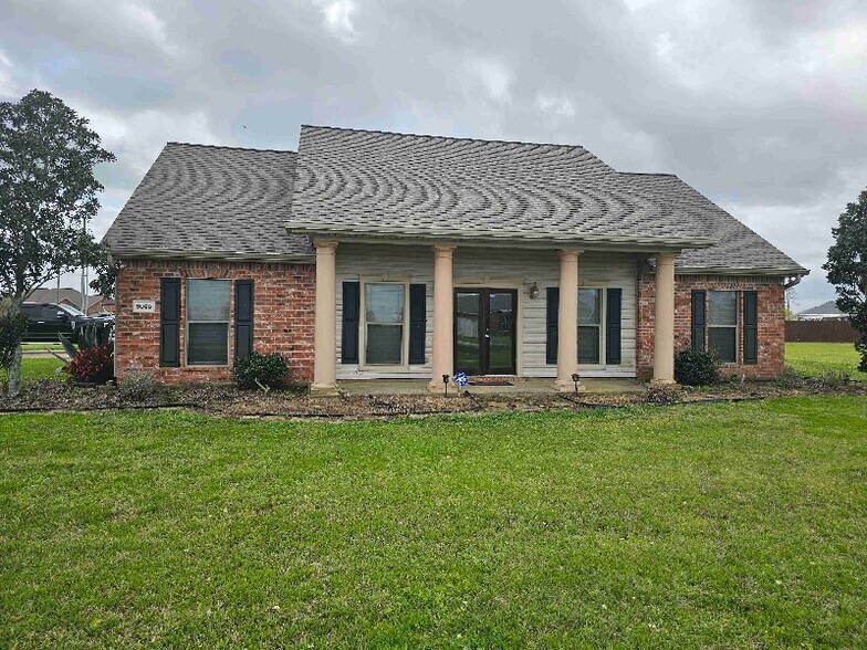 Primary Photo - 6045 Ava Ln