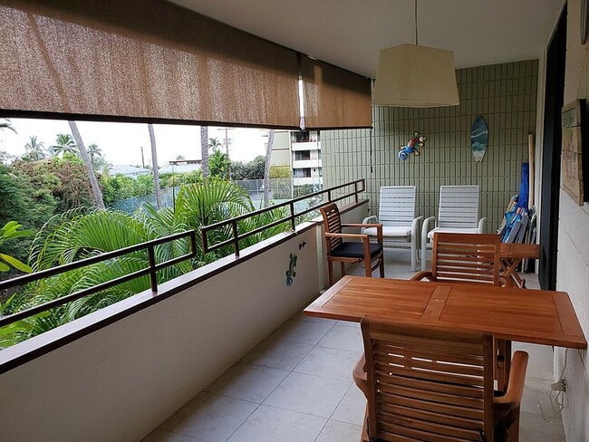 Building Photo - "Experience Island Living: Spacious 2-Bed, 2-Bath Retreat on Alii Drive!"