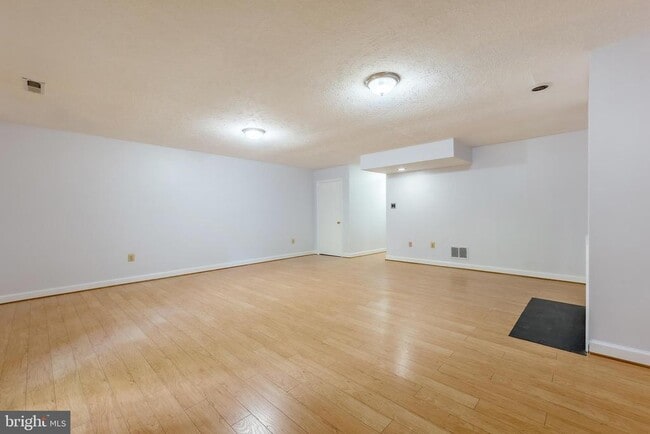 Building Photo - 7603 Heatherton Ln