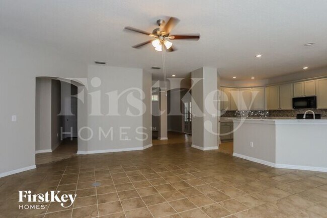 Building Photo - 10909 Wildcat Dr