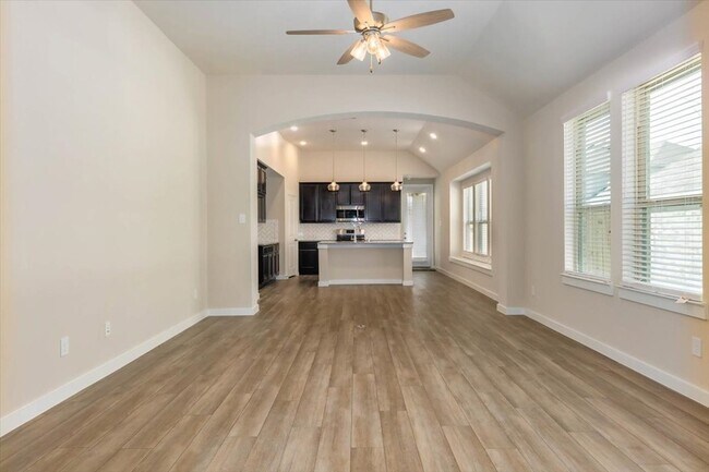 Building Photo - 5063 Hazel Orch Dr