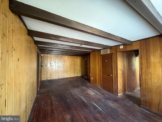 Building Photo - 1405 Pennington Rd
