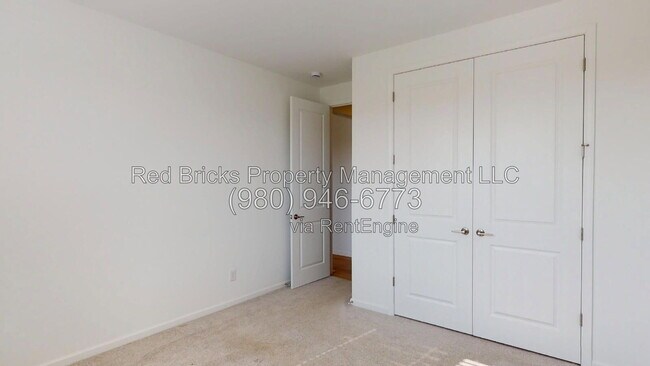 Building Photo - 13248 Chopin Ridge Rd