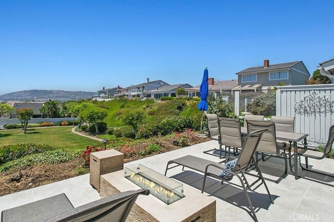 Building Photo - 33925 Faeroe Bay