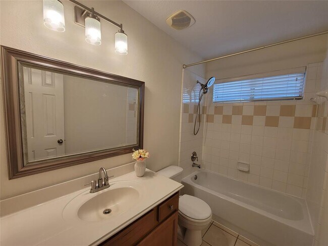 Building Photo - 11404 Tidenhaven Ct