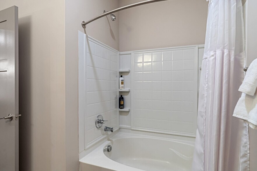 Building Photo - 501n N New Jersey St