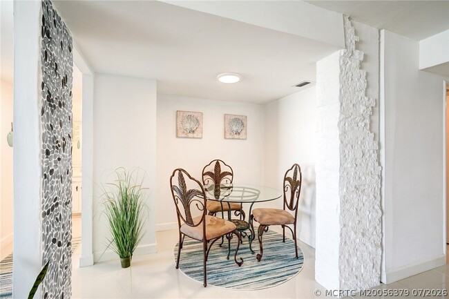 Building Photo - 9940 S Ocean Dr