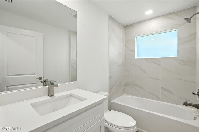 Building Photo - 2607 38th St SW