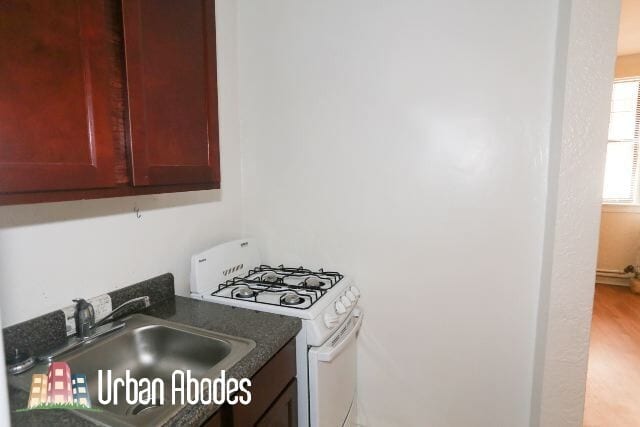 Building Photo - 4830 N Damen Ave