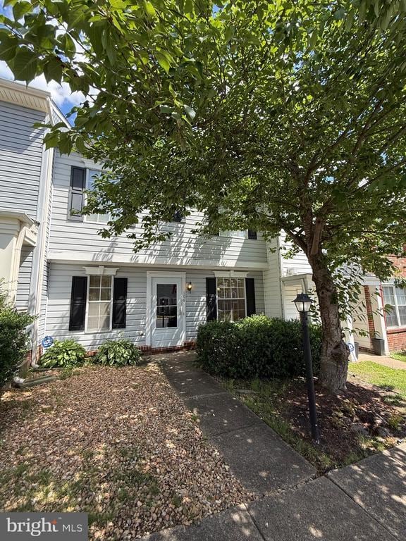 Building Photo - 106 Wind Ridge Dr