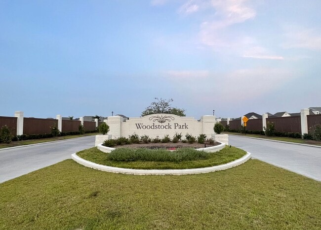 Building Photo - Beautiful 4 bedroom in Baton Rouge