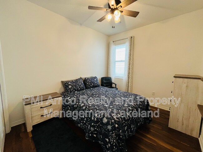 Building Photo - 6264 Great Bear Dr