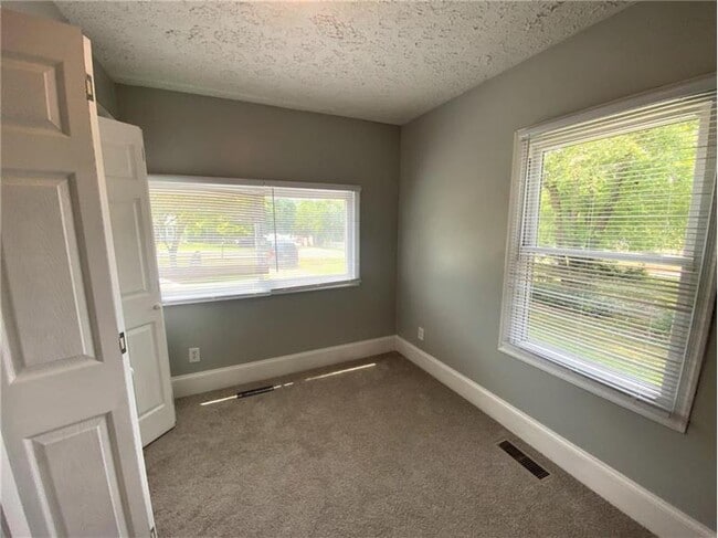 Building Photo - 4046 Patsy Dr