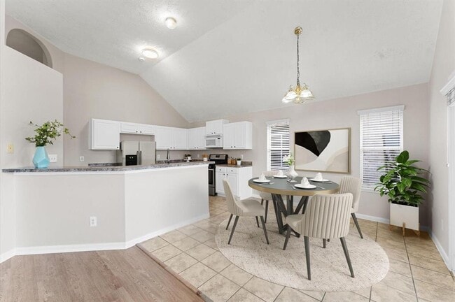Building Photo - 21018 Claremore Ct