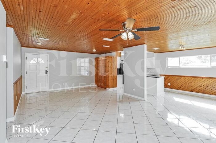 Building Photo - 1034 Hermosa Dr