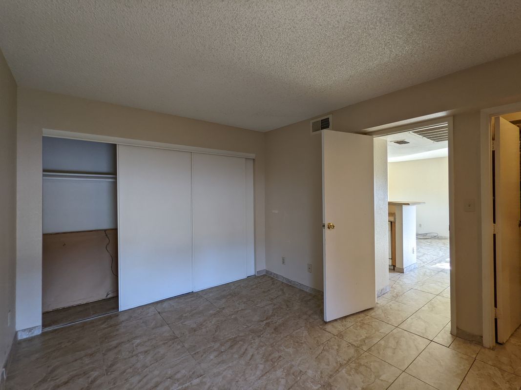 Building Photo - 3535 W Tierra Buena Ln