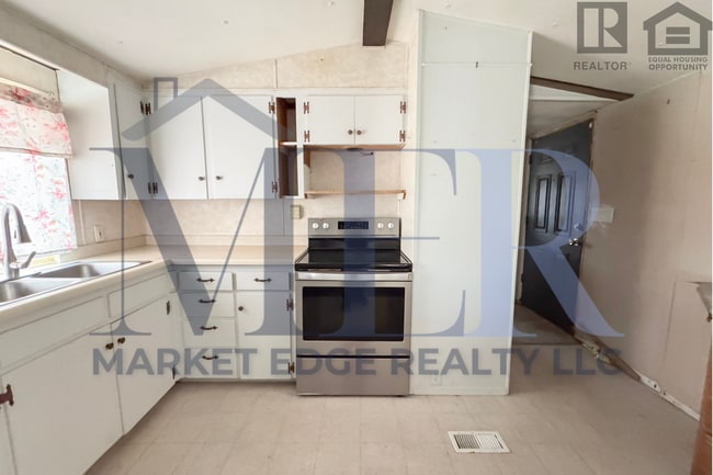 Building Photo - 2Bed/2Bath Mobile Home in Apache Junction! Ready for Immediate Move-In! -- NO HOA! RV PARKING!