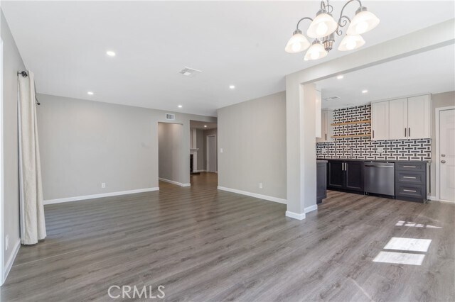 Building Photo - 309 Tonopah Ave