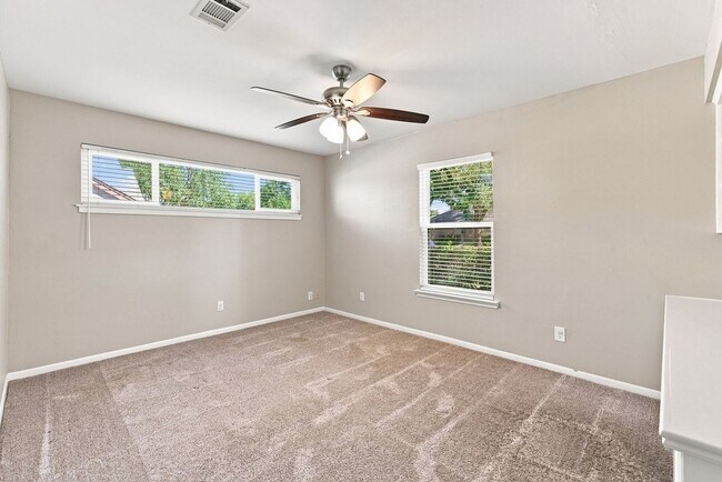 Building Photo - 5522 Dumfries Dr