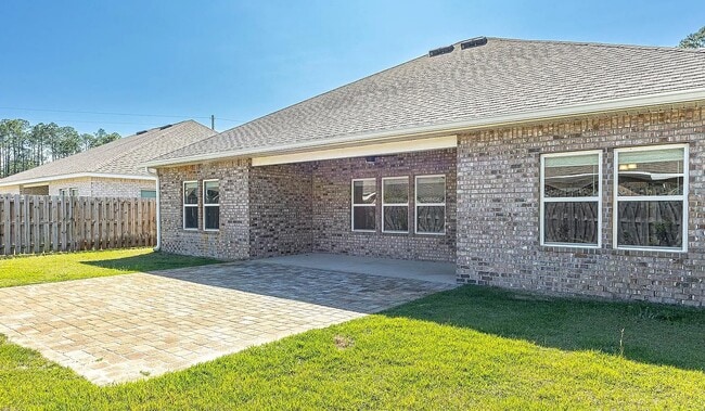 Building Photo - 231 Conner Cir